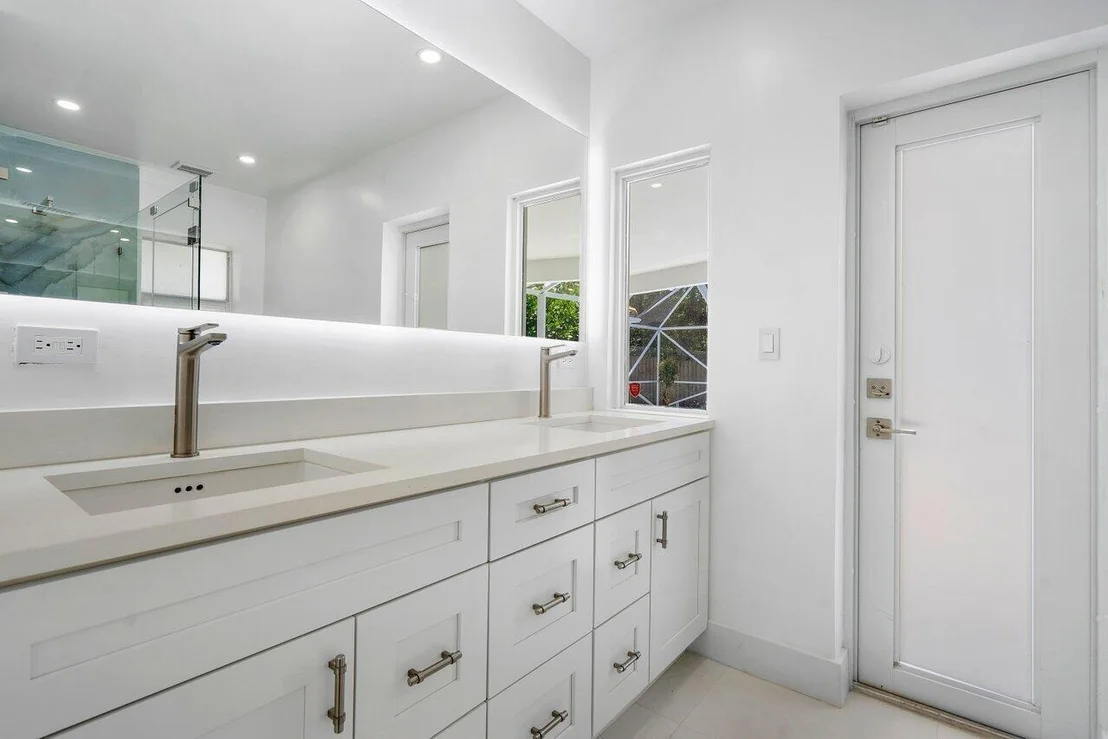 Photo of 812 Cordova Drive