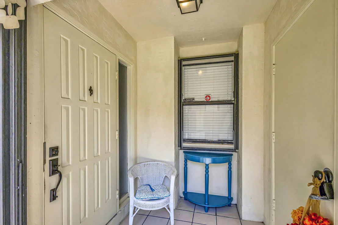 Photo of Unit D at 101 Half Moon Circle