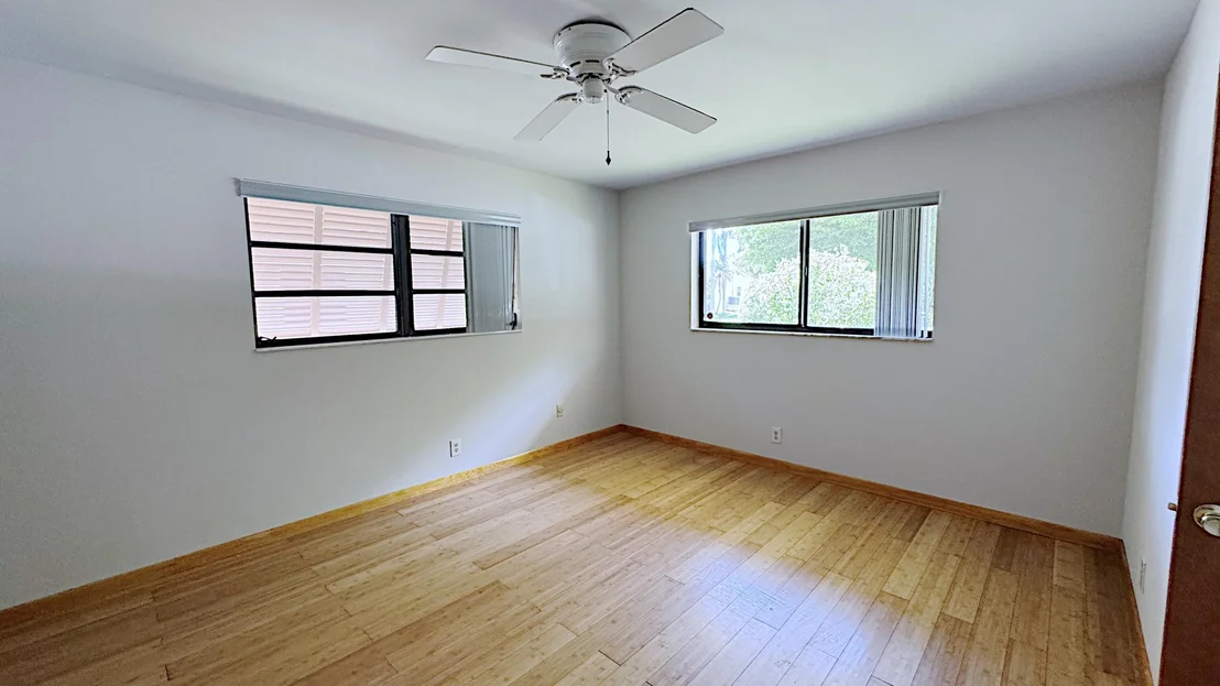 Photo of 309 SE 4TH Street