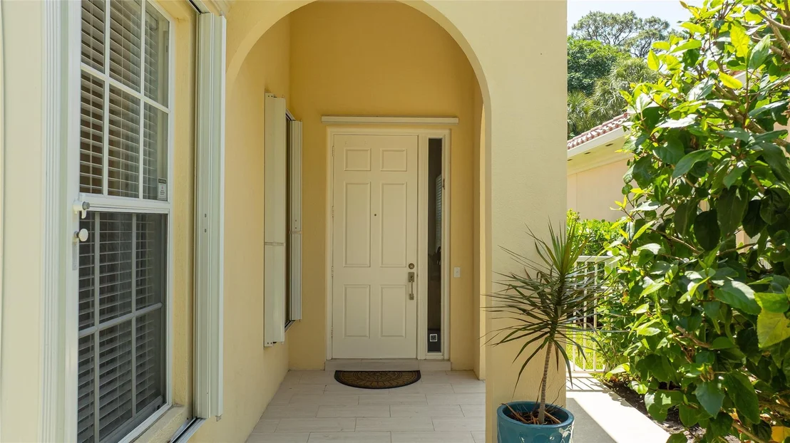Photo of 4774 Valencia Drive