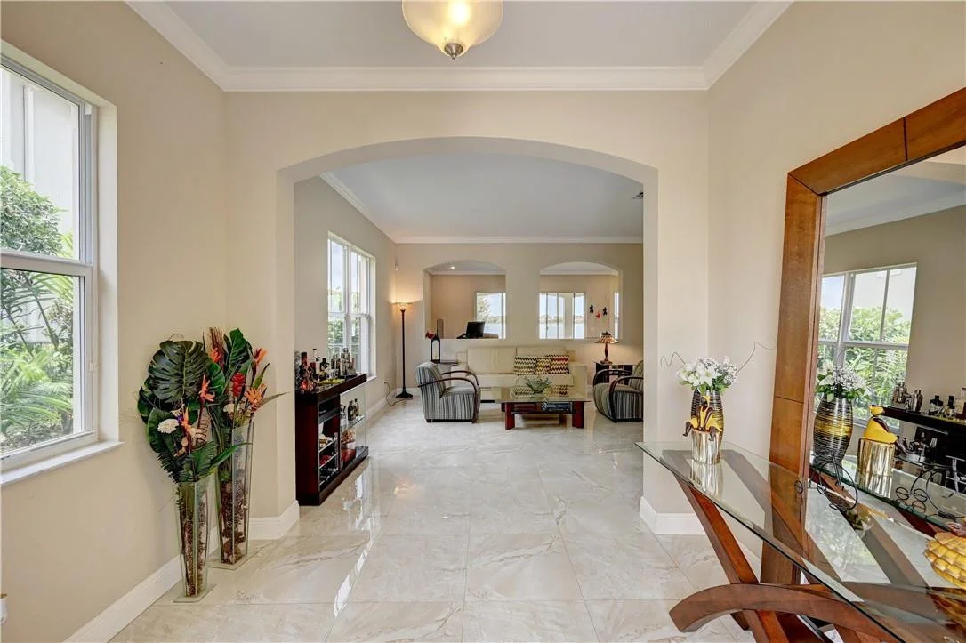 Photo of 8631 S Lakeside Bend