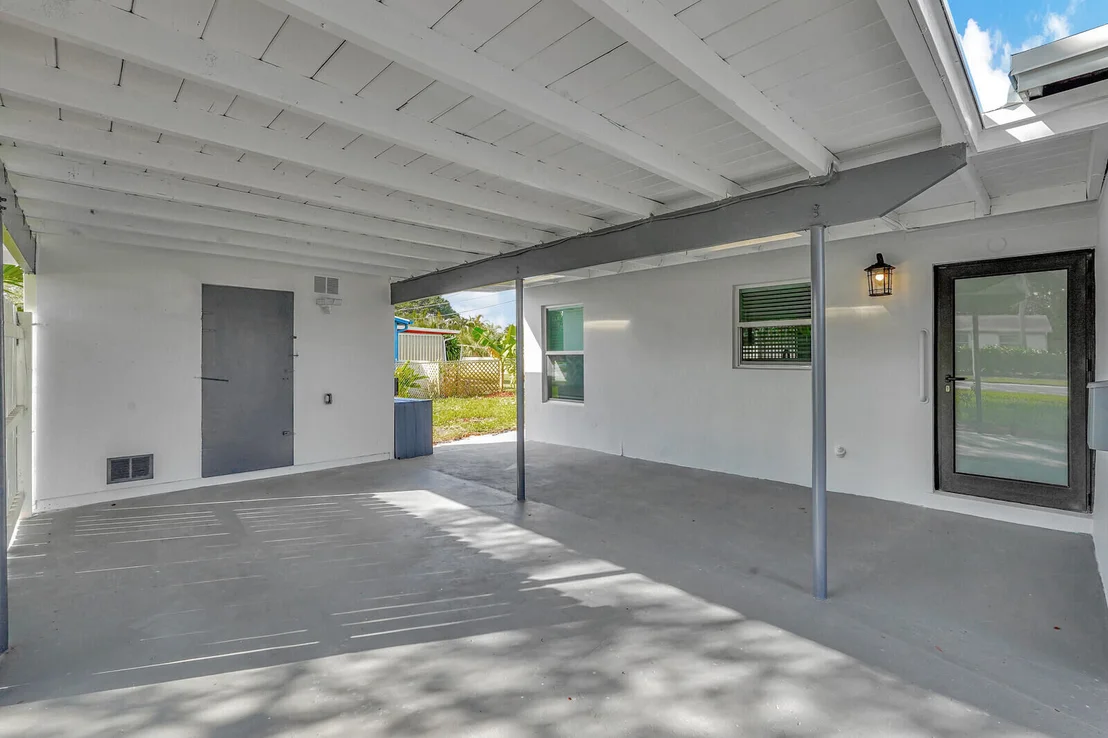 Photo of 904 Lighthouse Drive