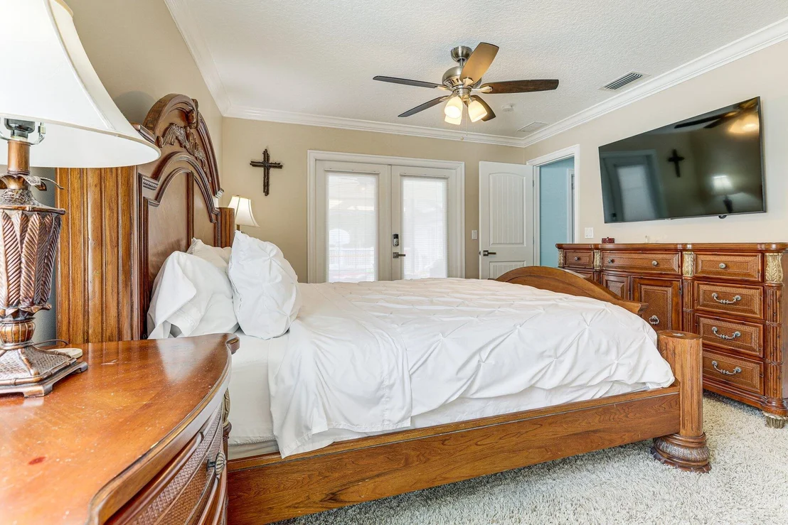 Photo of 708 Weldwood Road