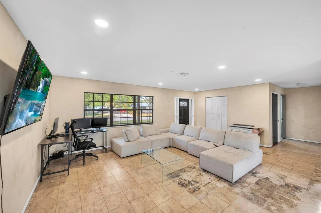 Photo of 5307 Hickory Drive