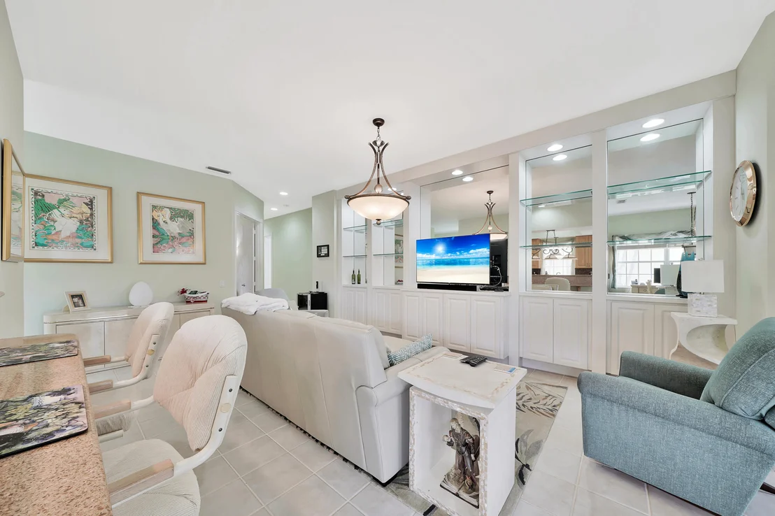 Photo of 4646 Hammock Circle