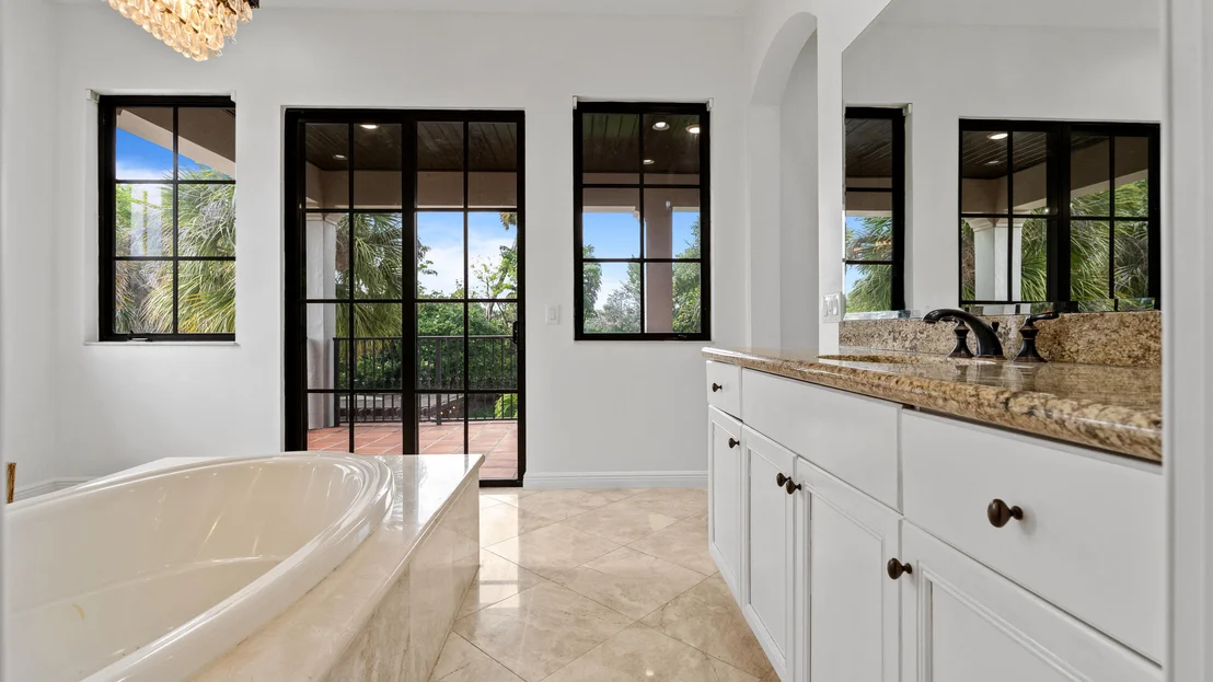 Photo of 9521 Eden Manor