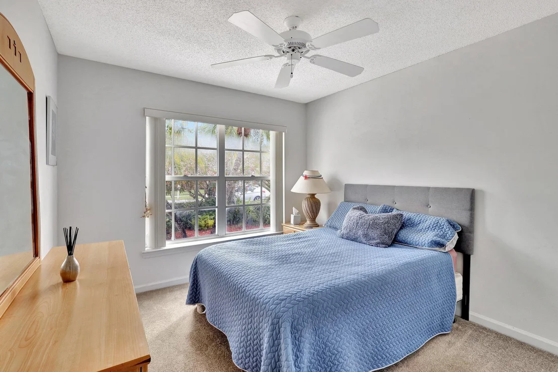 Photo of 8177 Palm Gate Drive