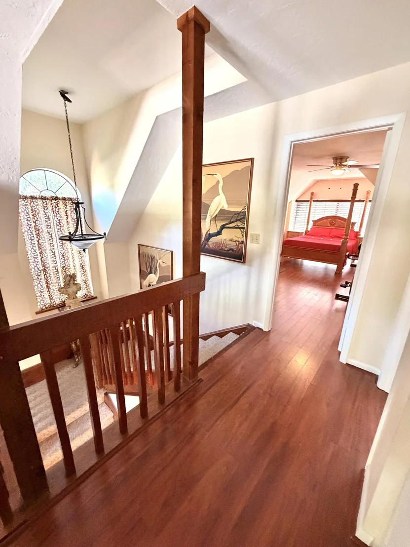 Photo of 505 SE 18th Way