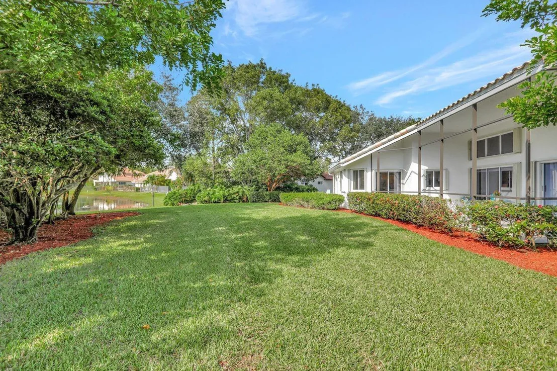 Photo of 804 Heron Road