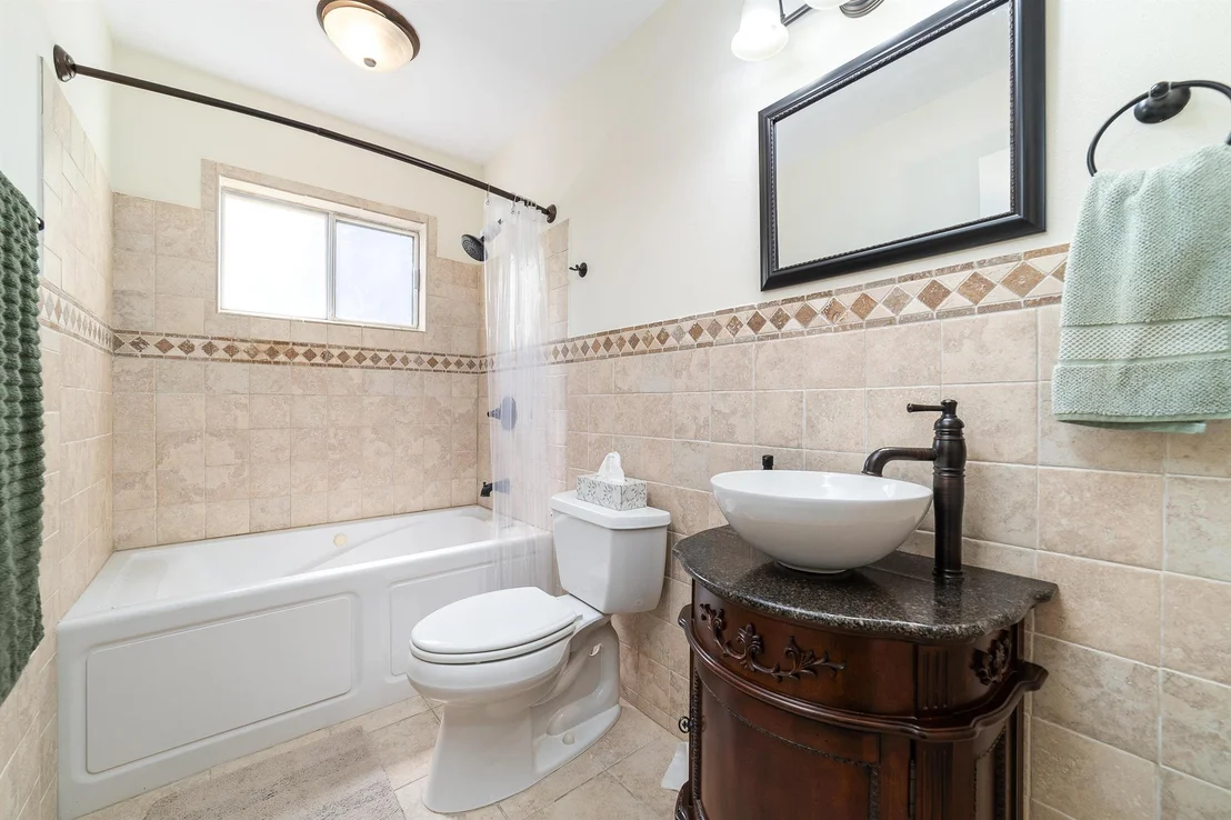 Photo of 166 Kildare Drive