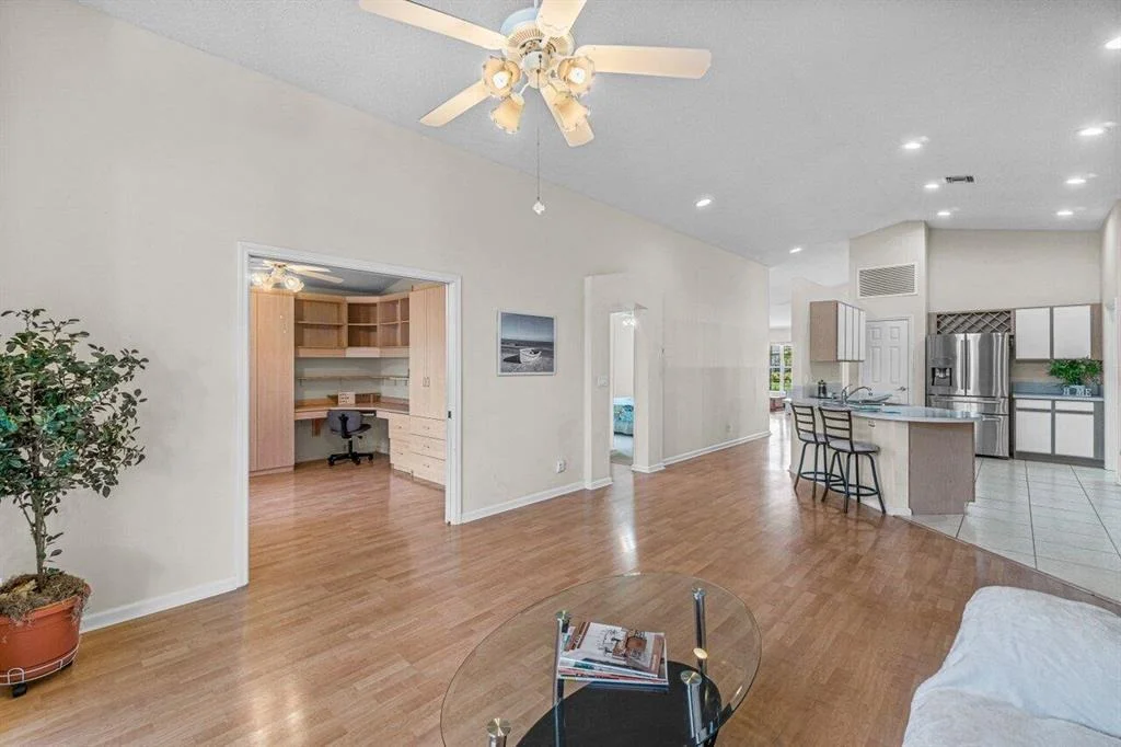Photo of 8069 Palm Gate Drive