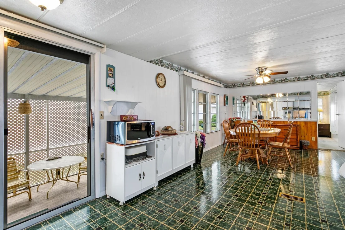 Photo of 56020 Amparo Bay