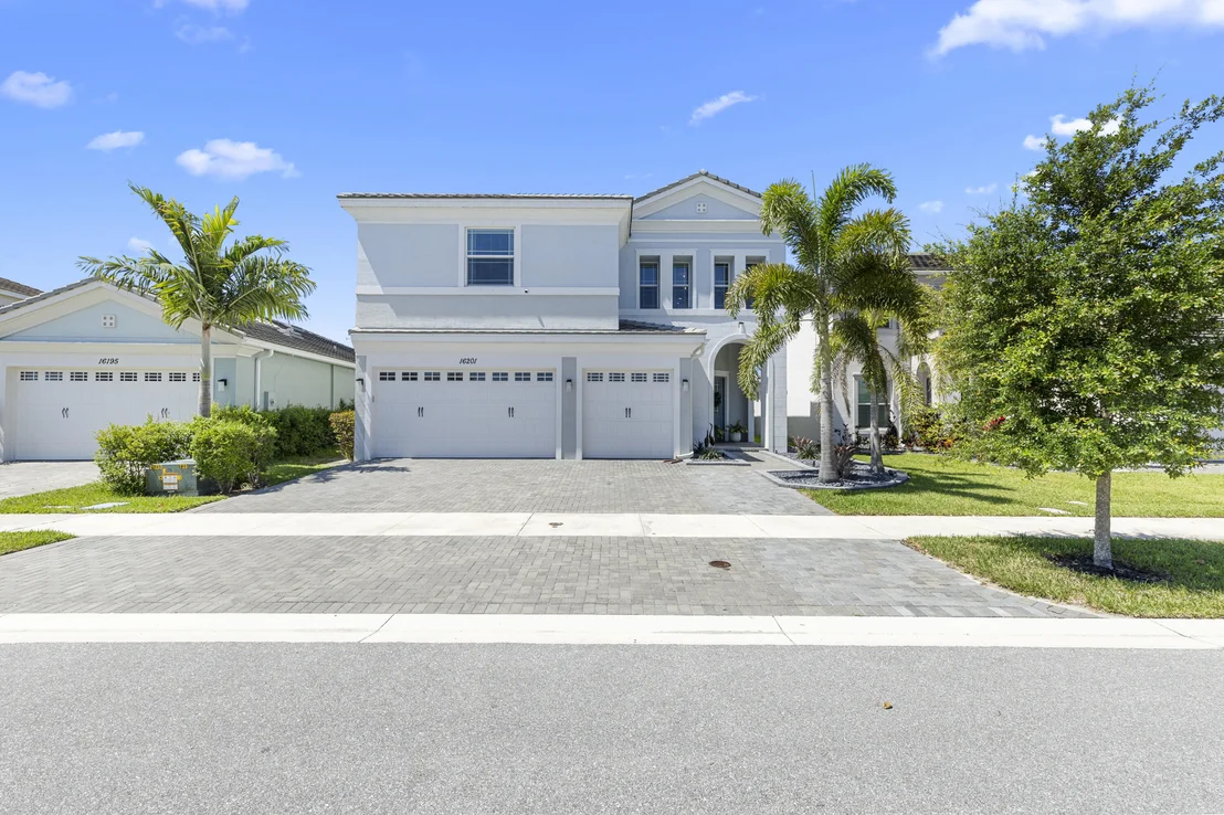 Photo of 16201 Melogold Drive