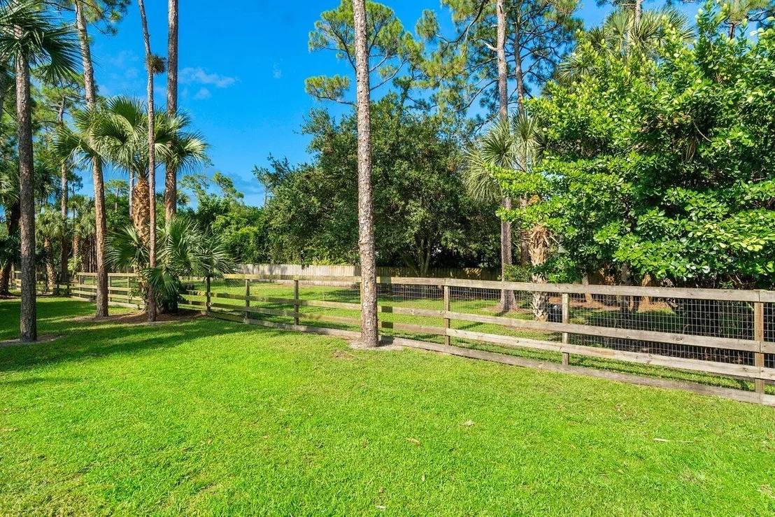 Photo of 12874 Bryan Road
