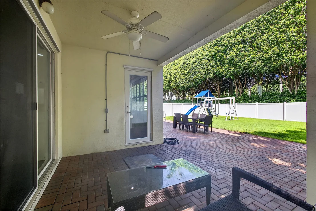 Photo of 9583 Phipps Lane