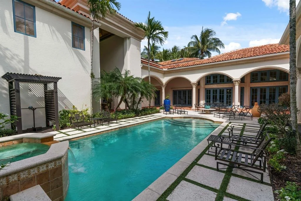 Photo of 406 Mariner Drive