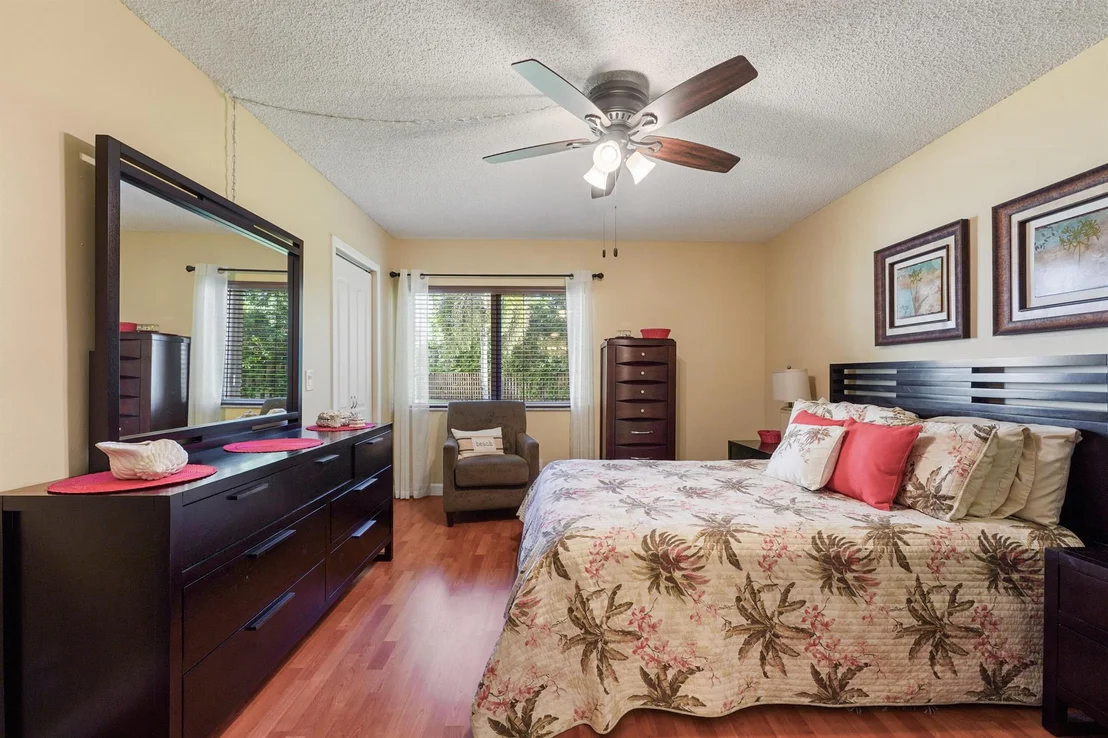 Photo of Unit C1 at 322 Pine Ridge Circle