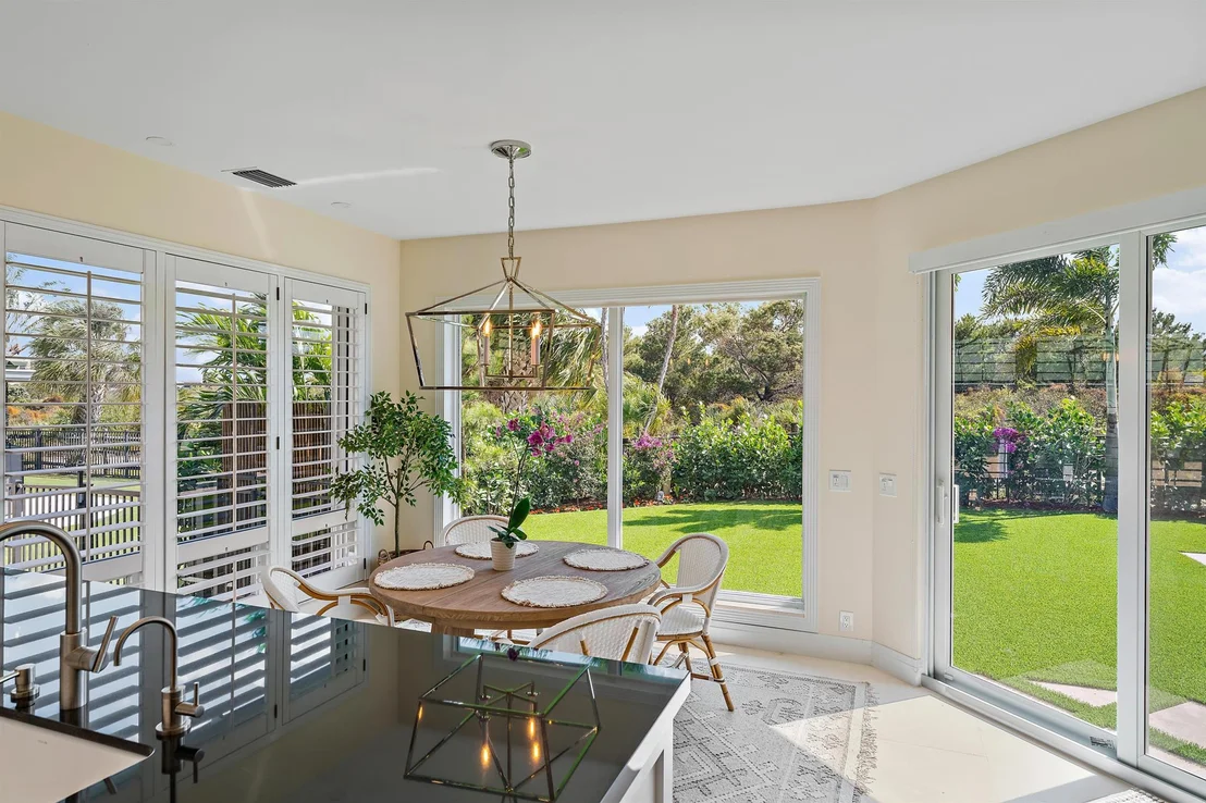 Photo of 28 Coconut Lane