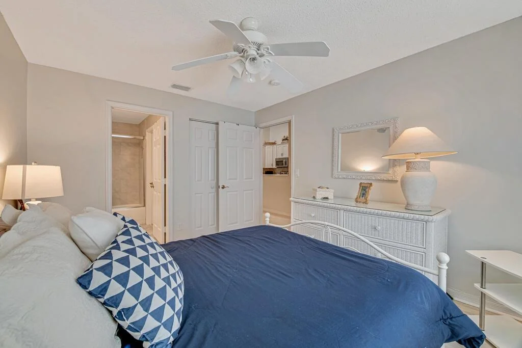 Photo of 8476 Logia Circle