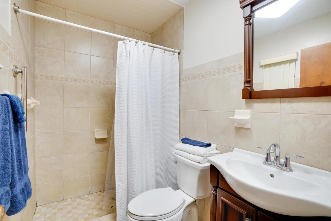 Photo of 7601 Donlon Road