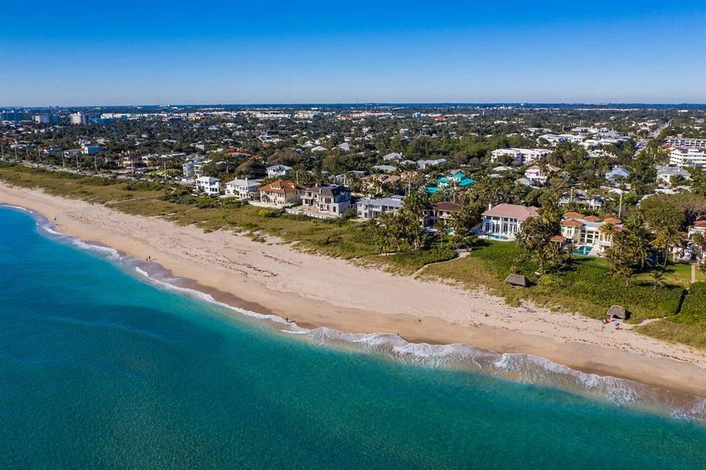 Photo of 719 N Ocean Boulevard