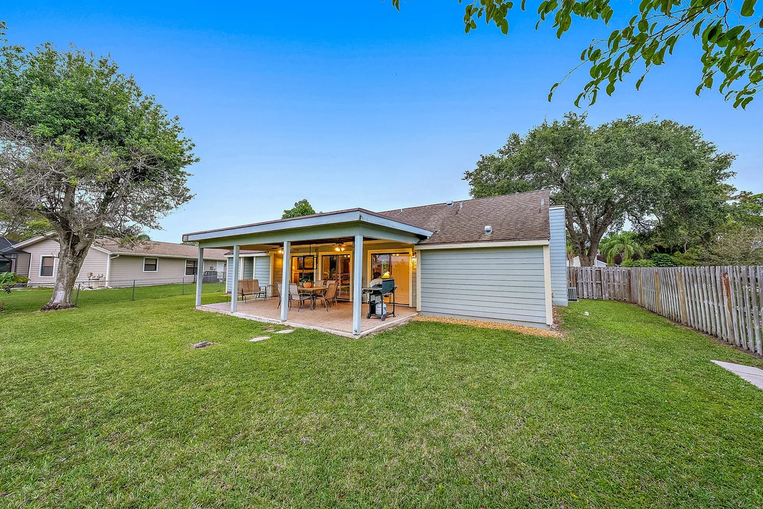 Photo of 707 Greenwood Drive
