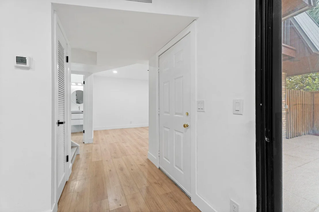 Photo of Unit 7C at 1420 Ocean Way