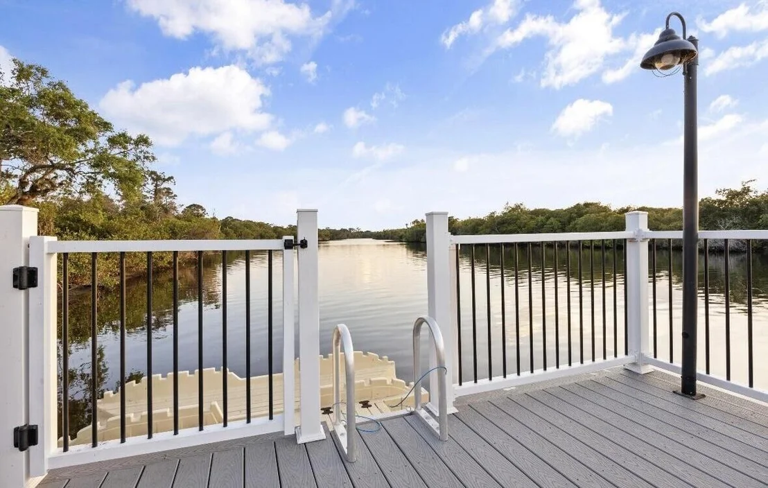 Photo of 668 SW Riverwatch Place