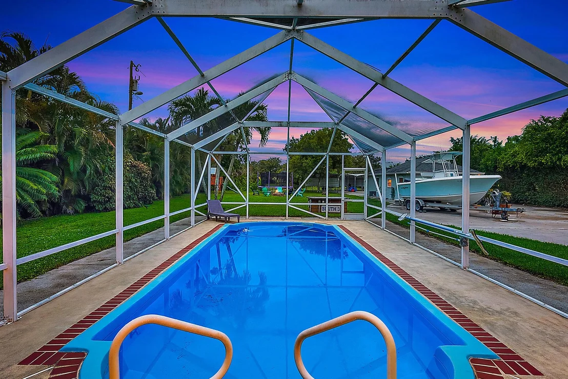 Photo of 5354 SE Horseshoe Point Road