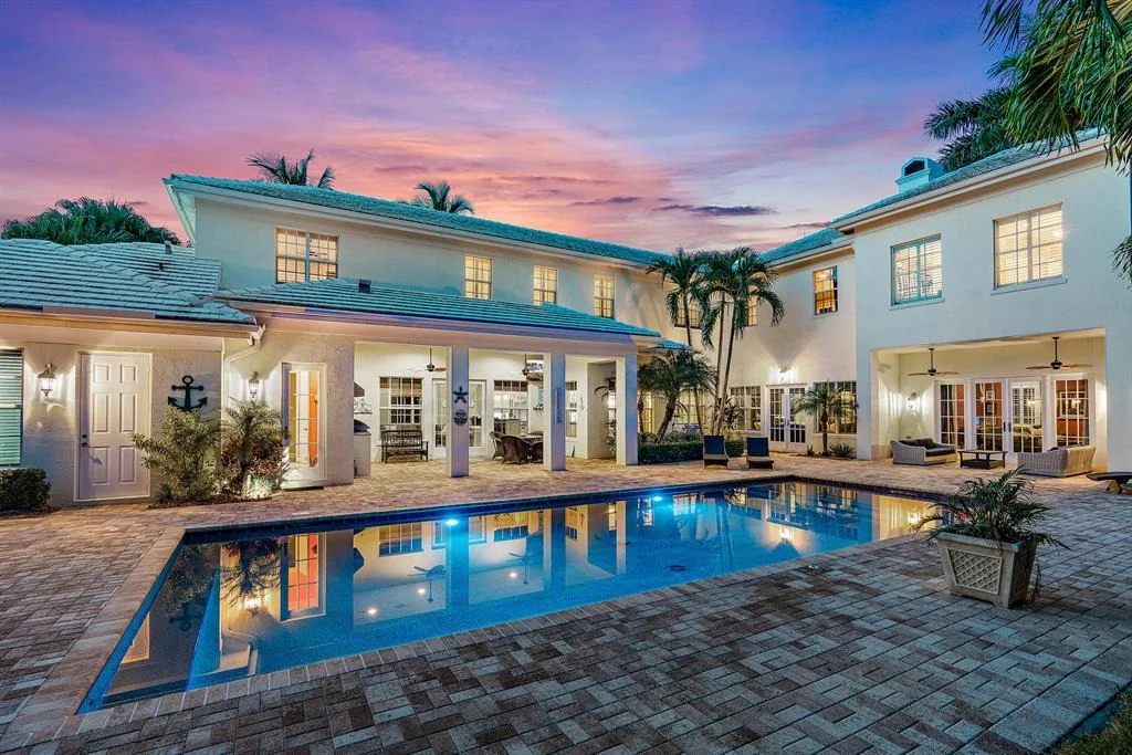 Photo of 3338 Greenway Drive