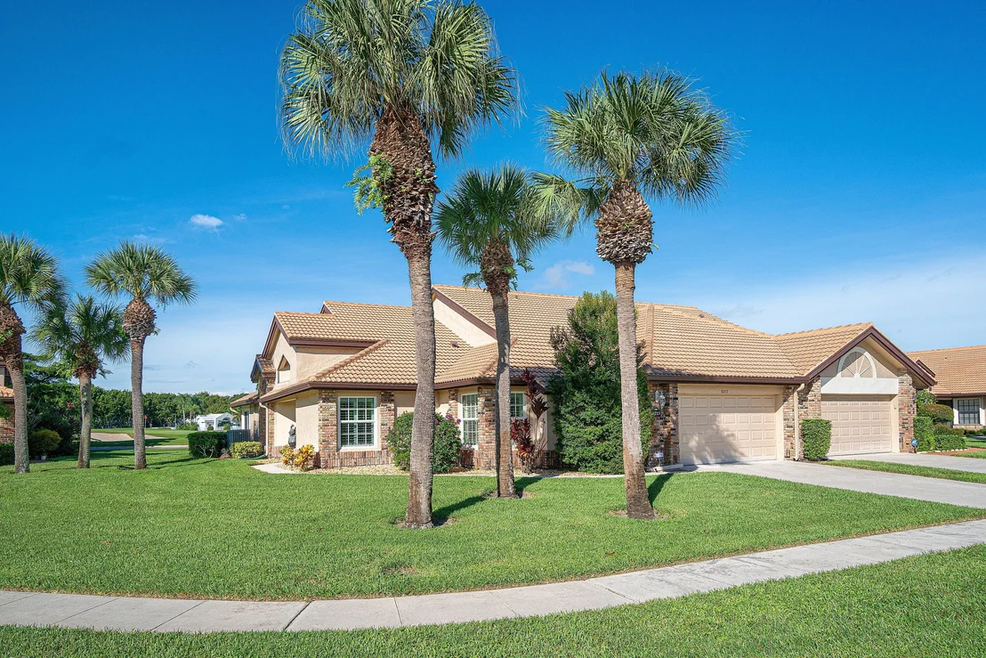 Photo of 8213 CASSIA Drive
