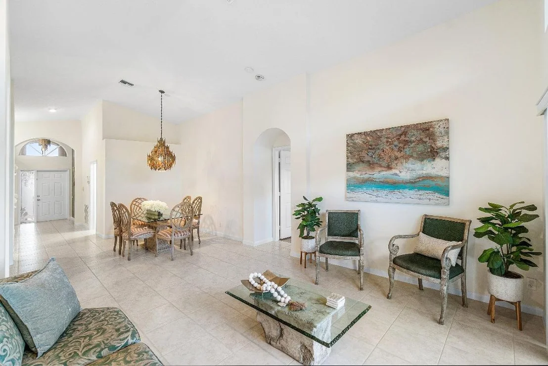 Photo of 6698 Sherbrook Drive