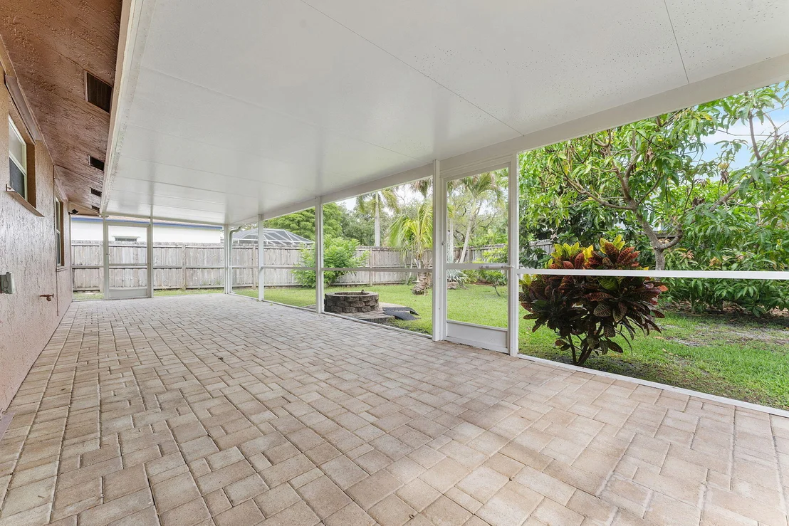 Photo of 112 Laurel Way