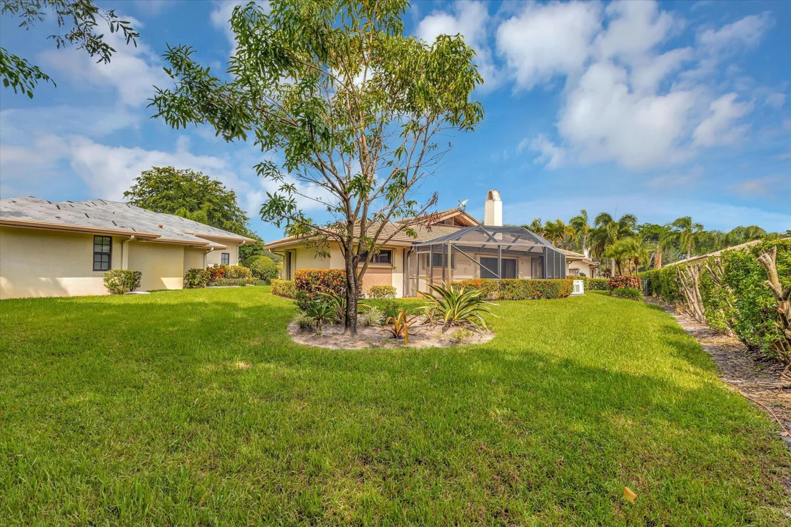 Photo of 4890 Pine Tree Drive