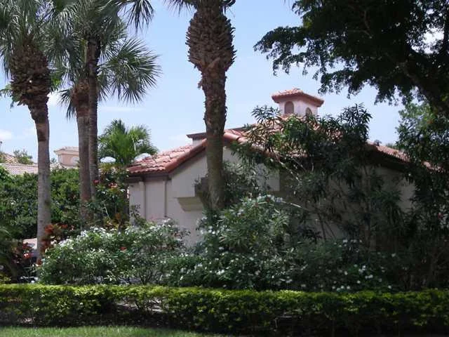 Photo of 6820 NW 75th Place