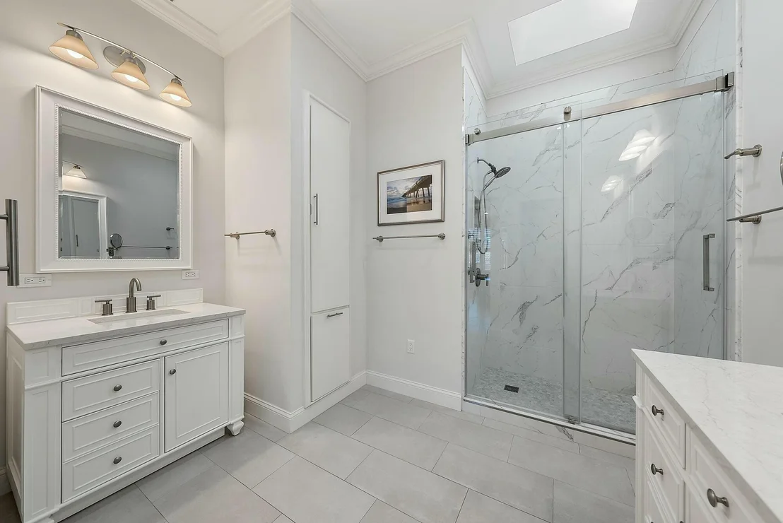 Photo of 128 Hampton Circle