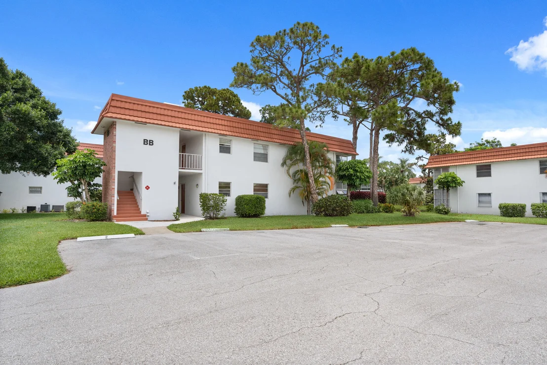 Photo of Unit BB2 at 2600 SE Ocean Boulevard