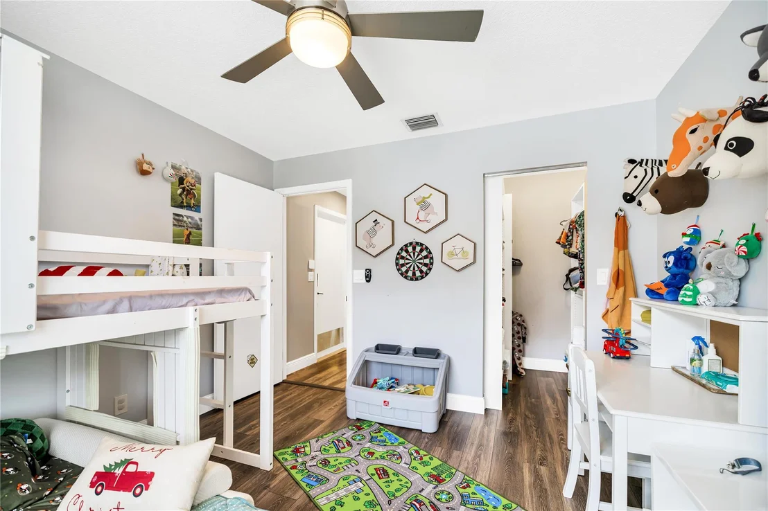 Photo of 5568 American Circle