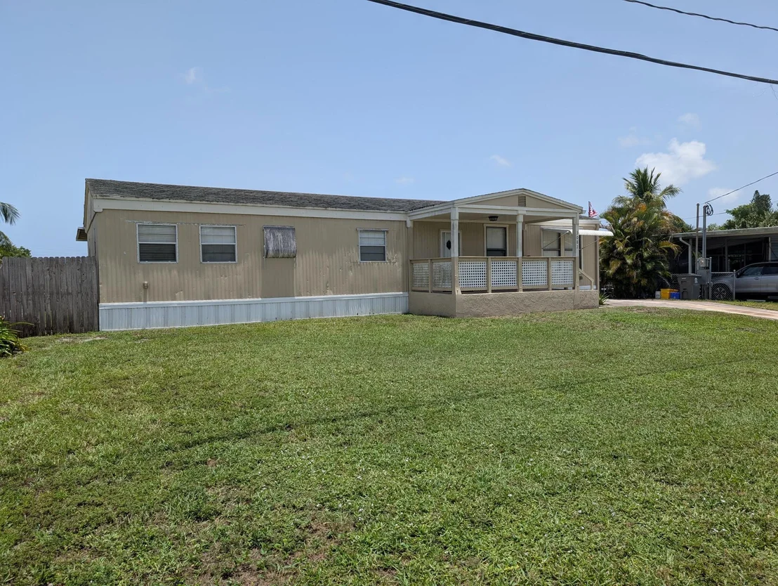 Photo of 3082 Hibiscus Circle