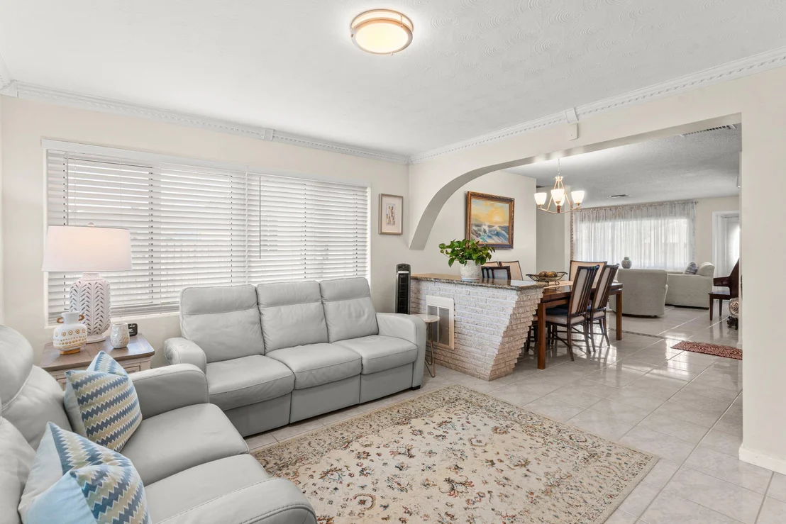 Photo of 245 Greenbriar Drive