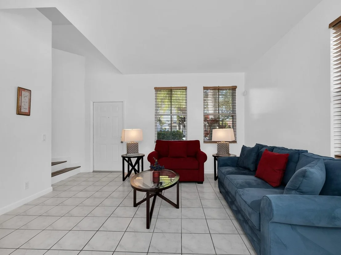 Photo of 820 Savannah Falls Drive