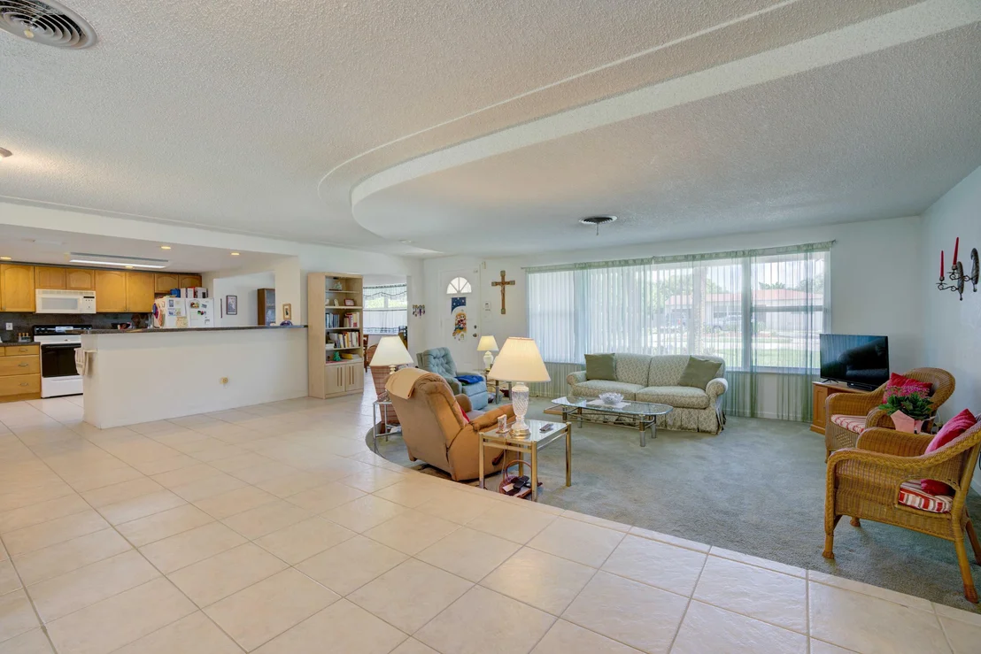 Photo of 452 Date Palm Drive