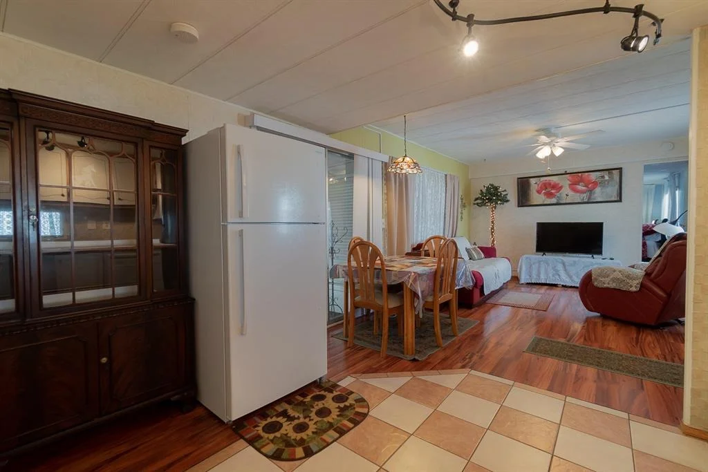 Photo of 7013 Esper Bay
