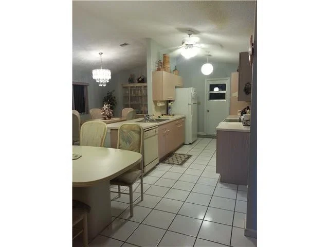 Photo of 326 SE 3rd Place