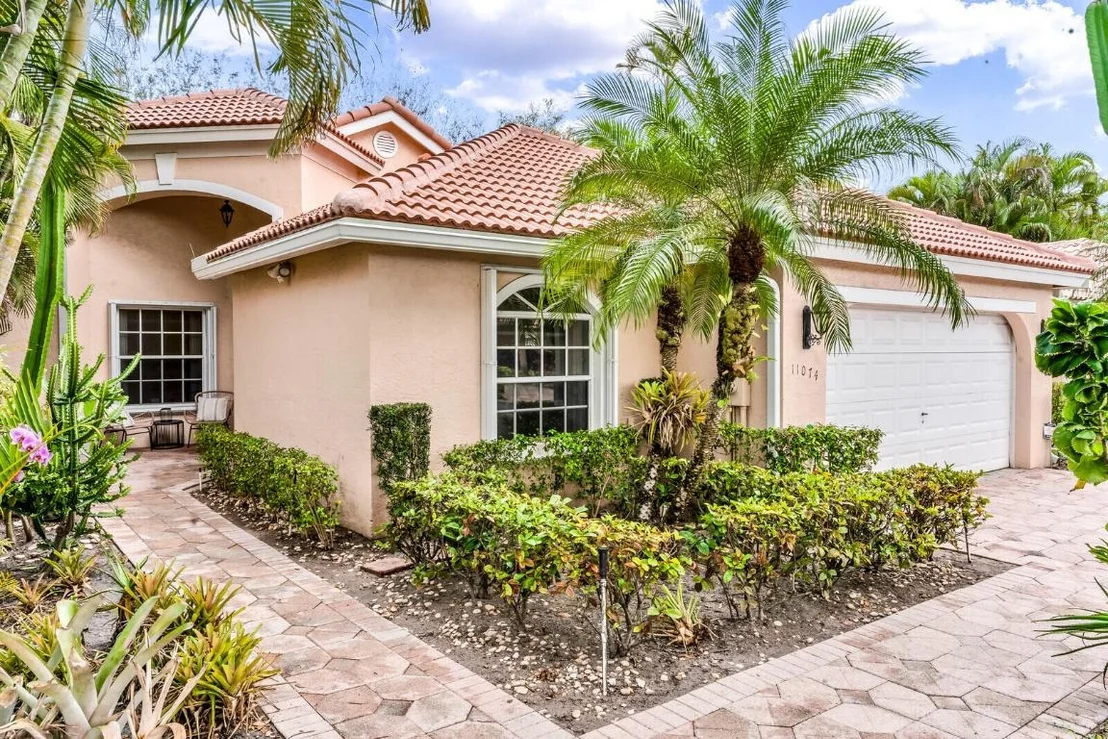 Photo of 11074 Springbrook Circle