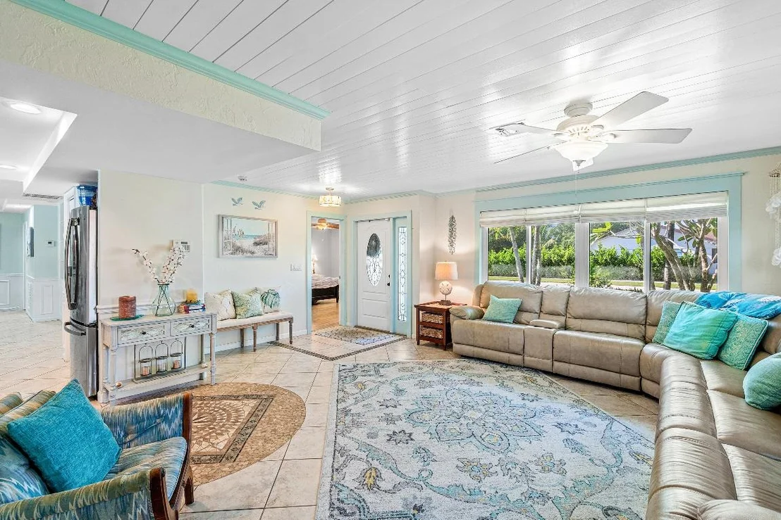 Photo of 1108 Petrel Road