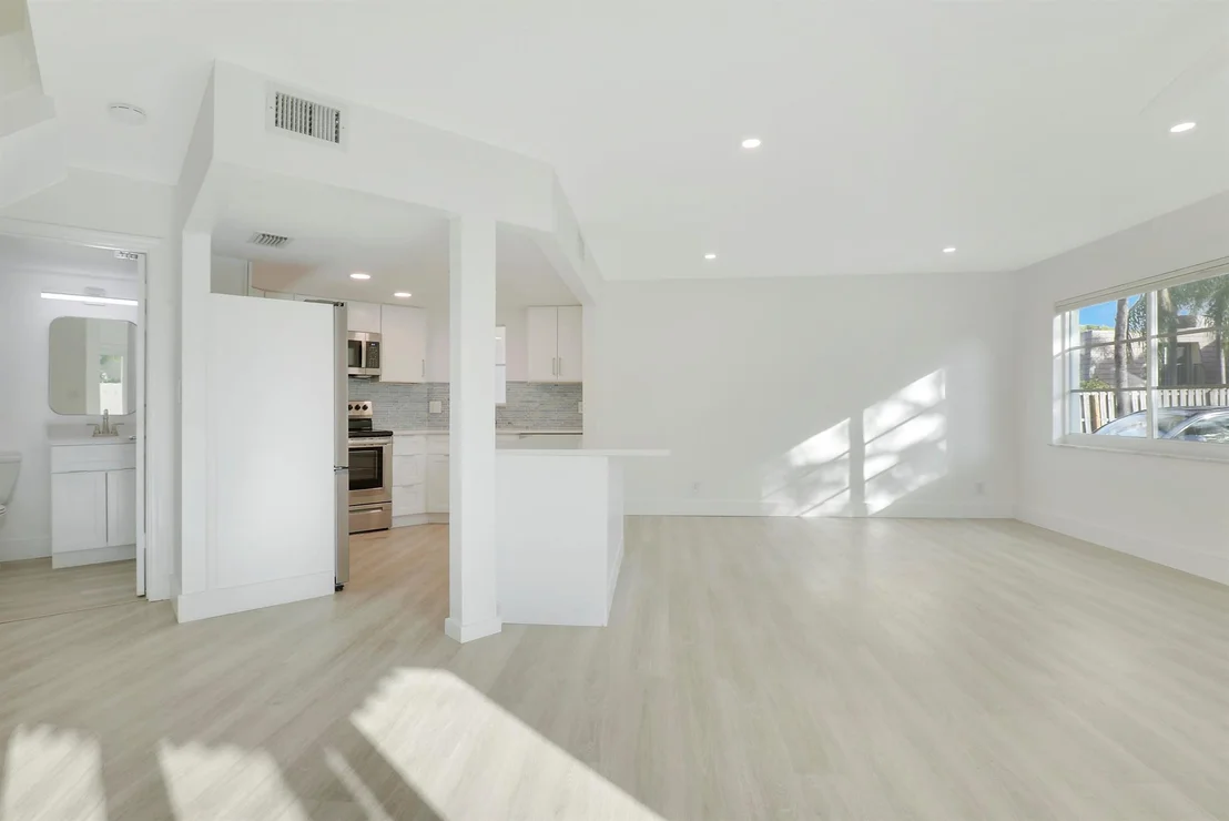 Photo of 153 Seabreeze Circle