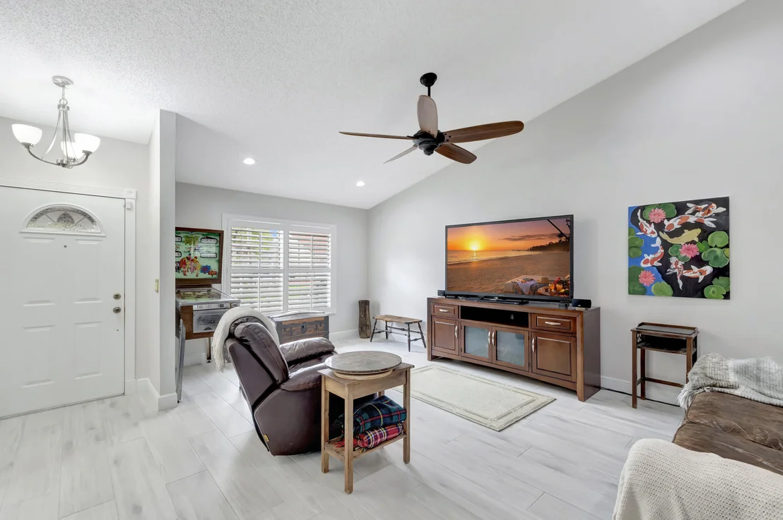Photo of 7373 Shell Ridge Terrace