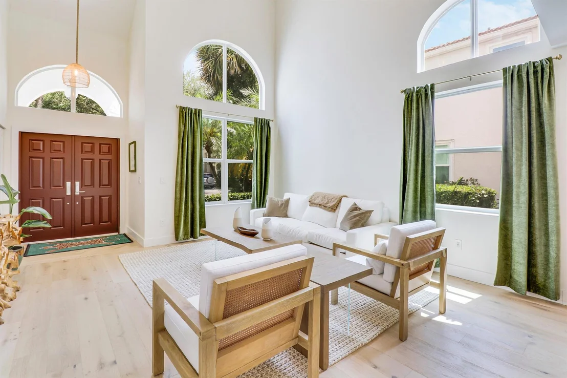 Photo of 2121 Chagall Circle