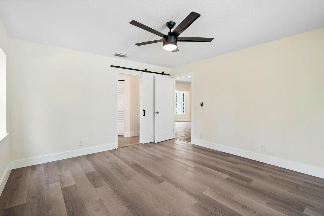 Photo of 13761 158th Street N
